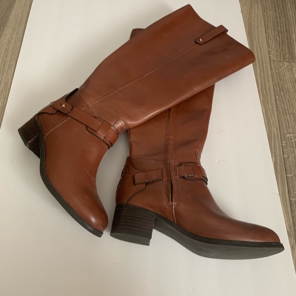 Stylish leather riding boots - Picture 5 of 7
